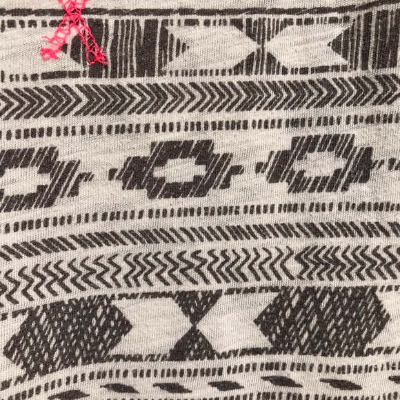 Mossimo Tank - Picture 3 of 4